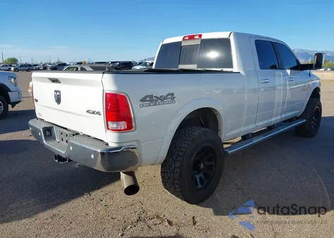 2018 Ram 2500 Laramie 4X4 6'4 Box z USA, uszkodzony, nr VIN 3C6UR5NL5JG142811